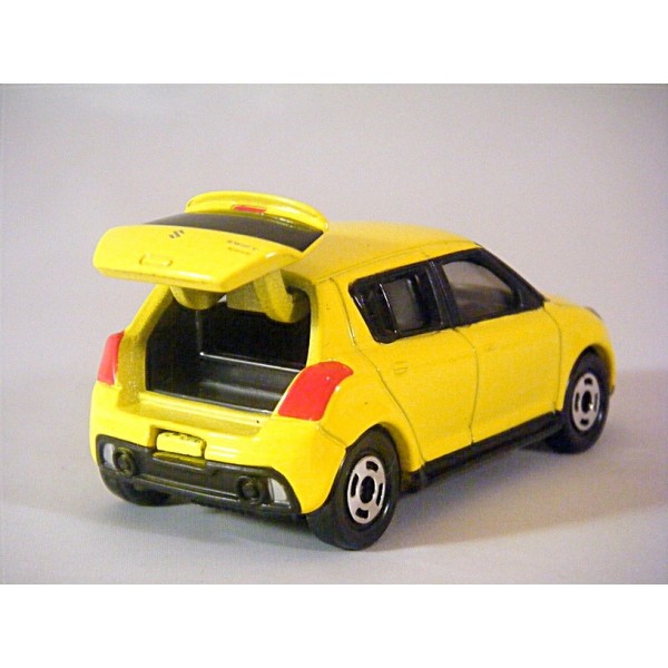 tomica suzuki swift sport