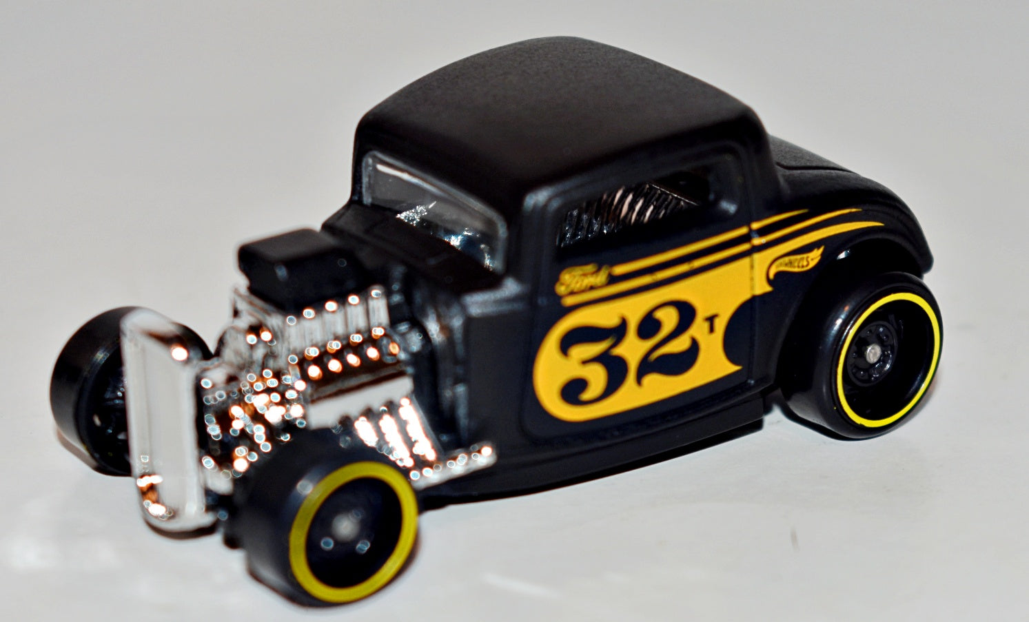 Hot Wheels - 32 Ford Deuce Coupe (Copy) – Global Diecast Direct