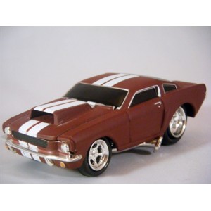 Muscle Machines Ford Mustang Fastback Holiday Car