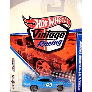 Hot Wheels Vintage Racing Series - Richard Petty 1970 Plymouth Road Runner NASCAR Stock Car