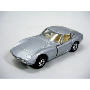 Tomica - Toyota 2000 GT Sports Car