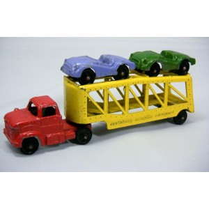 Tootsietoy Collector Series (T-140) GMC Auto Transporter with 2 MG Sports Cars
