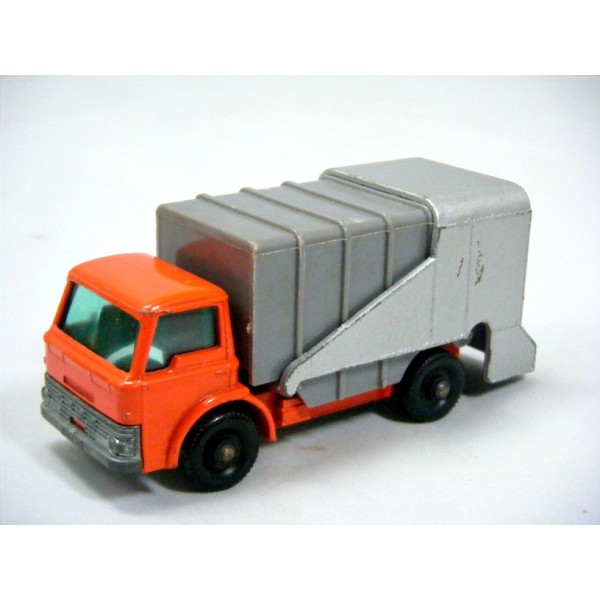 match box garbage truck