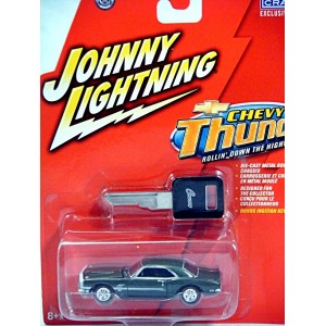 Johnny Lightning Chevy Thunder - 1968 Yenko Chevy Camaro