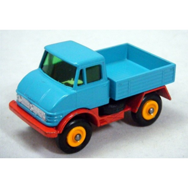 Matchbox Regular Wheels - Mercedes-Benz Unimog - Global Diecast Direct