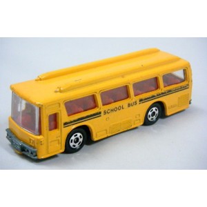 Tomica - Fuso Hato School Bus