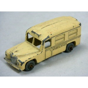 Matchbox Regular Wheels (14A-2) - Daimler Ambulance