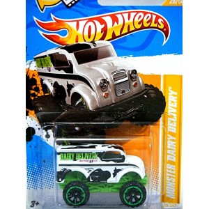 Hot Wheels - Divco Dairy Delivery 4x4 Milk Truck