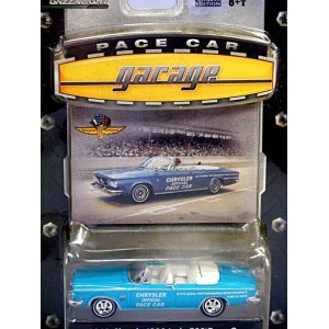Greenlight Pace Car Garage - 1963 Chrysler 300 Indy 500 Pace Car