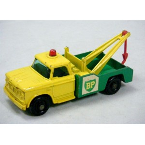 Matchbox Regular Wheels (13D-3) BP Dodge Tow Truck