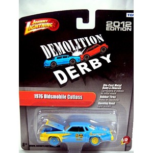 Johnny Lightning 2.0 Series - 1976 Oldsmobile Cutlass Demolition Derby