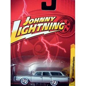 Johnny Lightning Forever 64 - 1960 Ford Country Squire Station Wagon