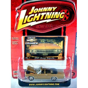Johnny Lightning Chevy Thunder - 1965 Chevrolet Impala Convertible