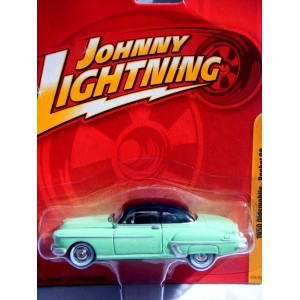 Johnny Lightning Forever 64 R7 1950 Oldsmobile Rocket 88