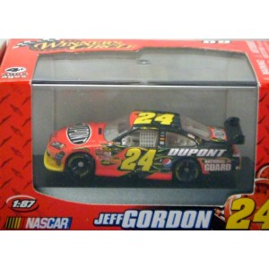 Winners Circle - HO Scale - Jeff Gordon DUPONT NASCAR Stock Car