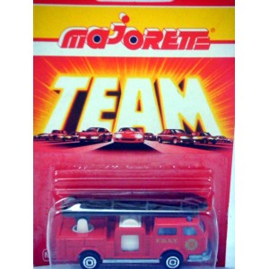 Majorette - FDNY Ladder Fire Truck