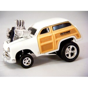 Muscle Machines Mothers Polish Ford Woody Station Wagon