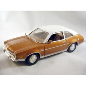 Motor Max Ford Pinto (1:24 Scale)