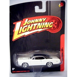  Johnny Lighting Forever 64 1966 Pontiac GTO