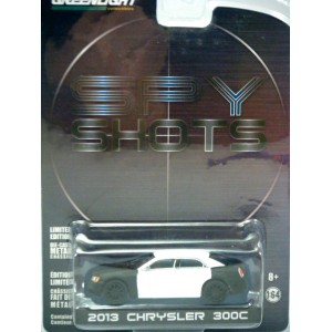 Greenlight Hobby Exclusives - Spy Shot - 2013 Chrysler 300C