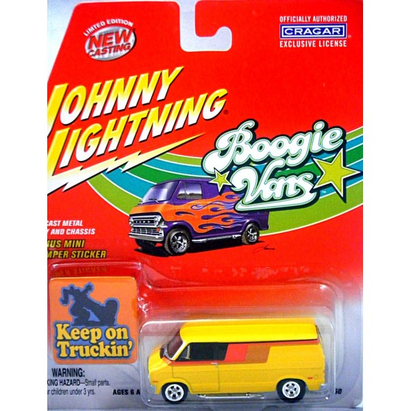 Johnny Lightning 1977 D 150 Dodge Van