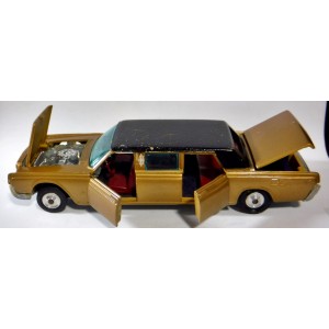 Corgi Lincoln Continental Lehman Peterson Limousine