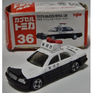 Tomica Toyota Crown Majesta Patrol Car