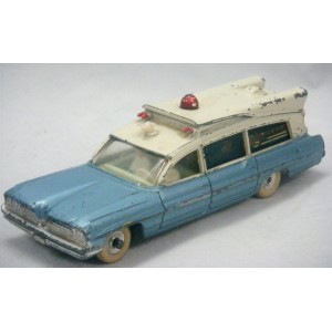 Dinky (277) Pontiac Superior Criterion Ambulance