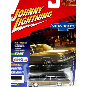 Johnny Lightning - Classic Gold - Limited Edition 1973 Chevrolet Caprice Station Wagon