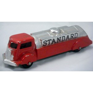 Tootsietoy No. 1006 - Standard Oil Tanker
