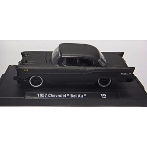 M2 Machines Drivers - Murdered Out 1957 Chevy Bel Air Hardtop