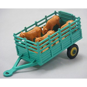 Husky - Farm Trailer with calves