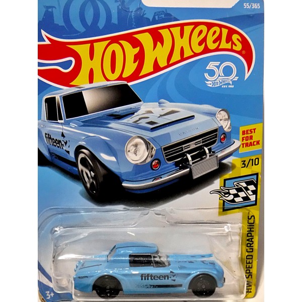 Hot wheels datsun