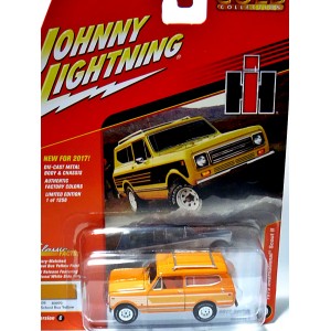 Johnny Lightning Classic Gold - 1979 International Scout II