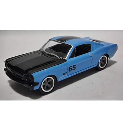 Johnny Lightning Forever 64 1965 Ford Mustang Fastback