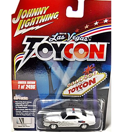 Johnny Lightning 2018 Las Vegas ToyCon Promo - 1969 Chevrolet Camaro