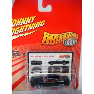 Johnny Lightning 1969 Pontiac GTO Judge