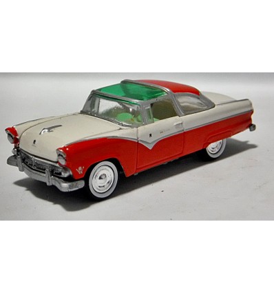 Johnny Lightning - American Chrome - 1955 Ford Crown Victoria