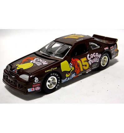 Johnny Lightning Racing Dreams - Cocoa Puffs - Ford Thunderbird