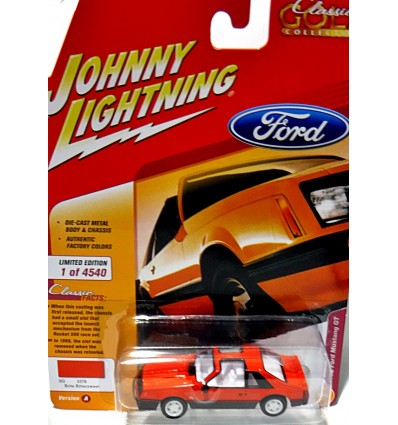 Johnny Lightning - White Lightning - 1982 Fox Bodied Ford Mustang GT