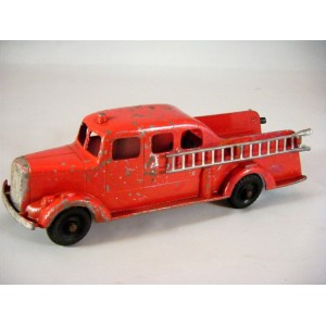 Tootsietoy Rare 1947 Mack L-Line Fire Pumper
