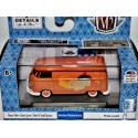 M2 Machines Auto Thentics VW - 1960 Volkswagen Bakery Van