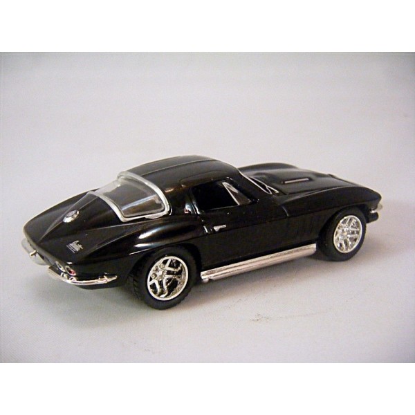 M2 Machines 1966 Chevrolet Corvette 427 Coupe - Global Diecast Direct