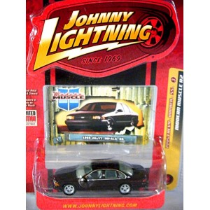 Johnny Lightning Modern Muscle 1995 Chevrolet Impala SS