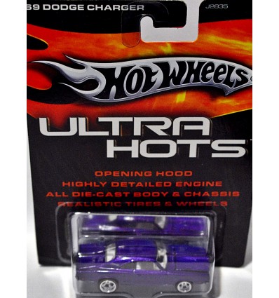 Hot Wheels Ultra 1968 Dodge Charger