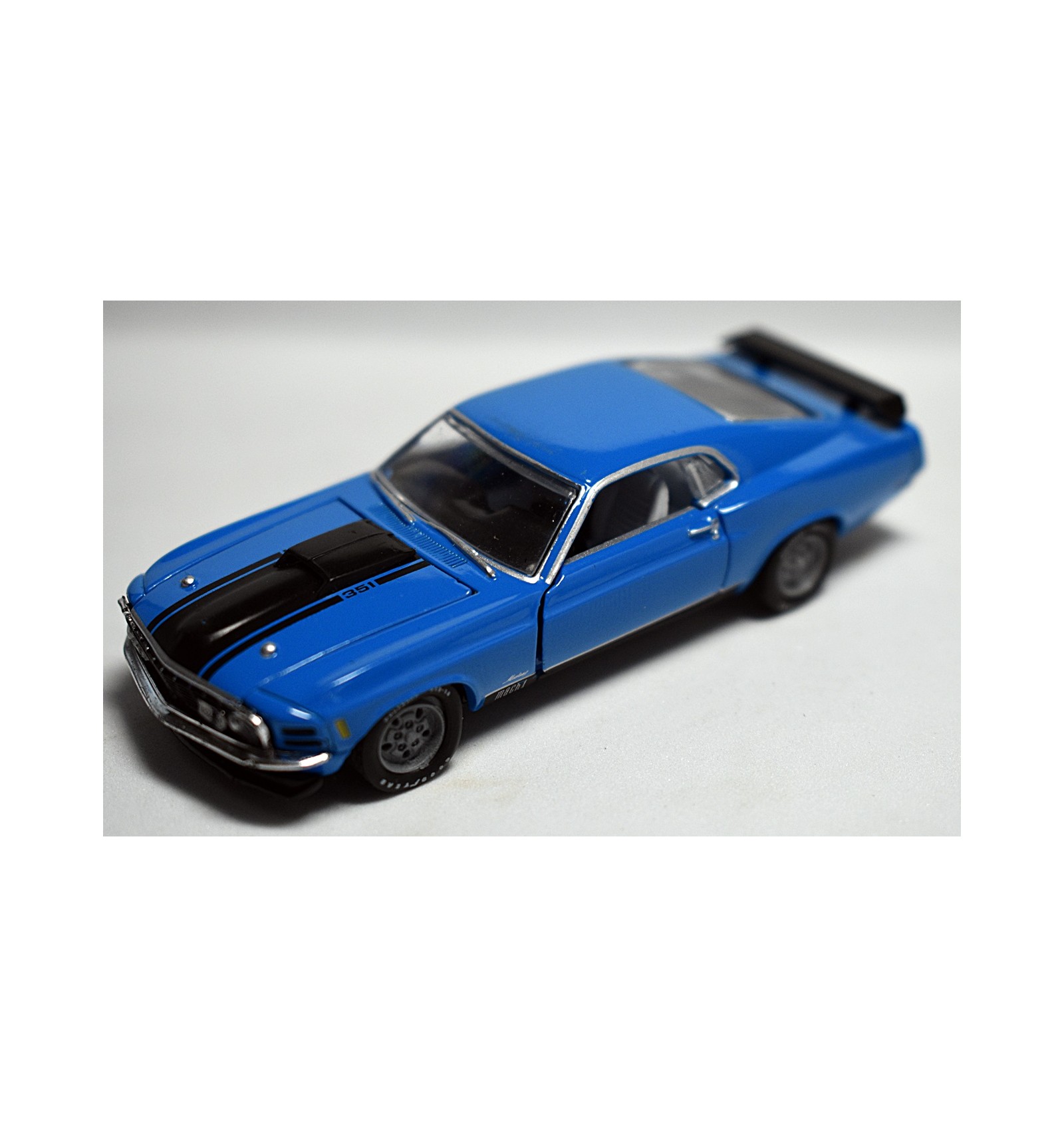 M2 Machines 1970 Ford Mustang Mach 1 351 Cleveland