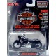 Maisto Harley Davidson (1:24 Scale) 2000 FLSTF Street Stalker