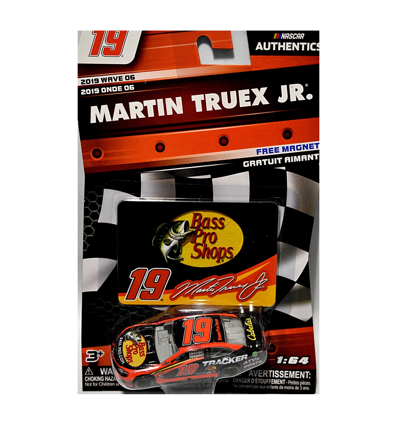 2018 Wave 4 Martin Truex Jr Bass Pro Shops 1/64 NASCAR Authentics Diecast 