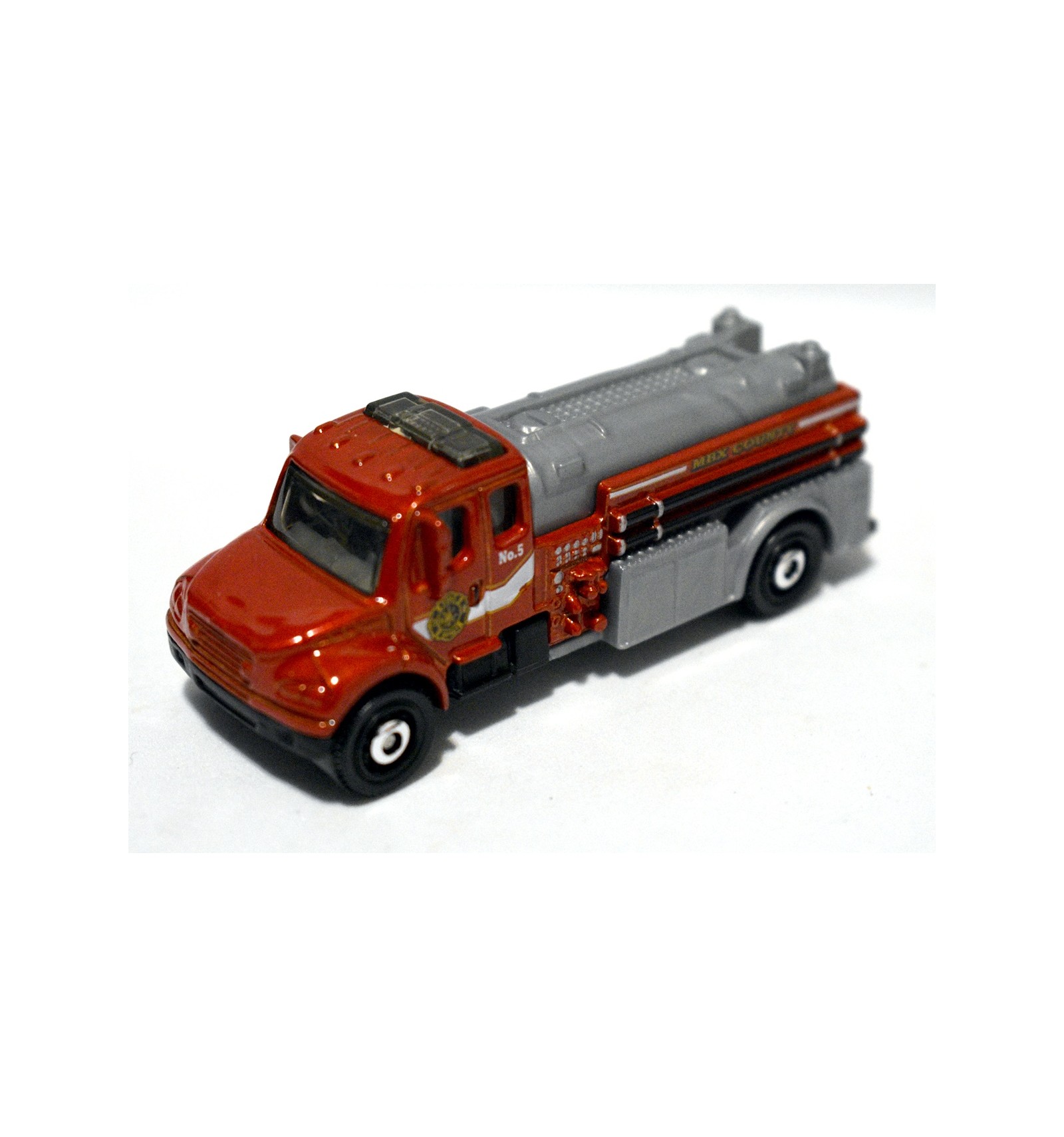60/125 Red Freightliner M2 106 Fire Truck 2016 MBX Heroic Rescue Matchbox 