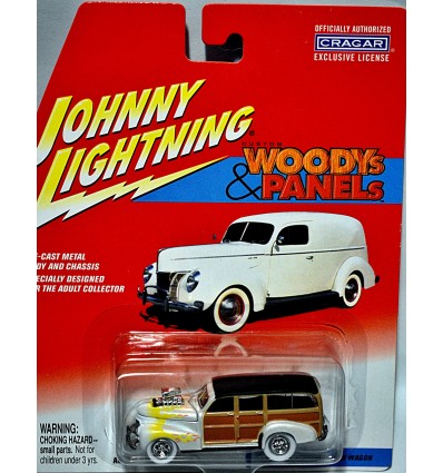 Johnny Lightning White Lightning! 1941 Chevrolet Woody Station Wagon